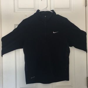 NIKE dri-fit quarter zip pull over